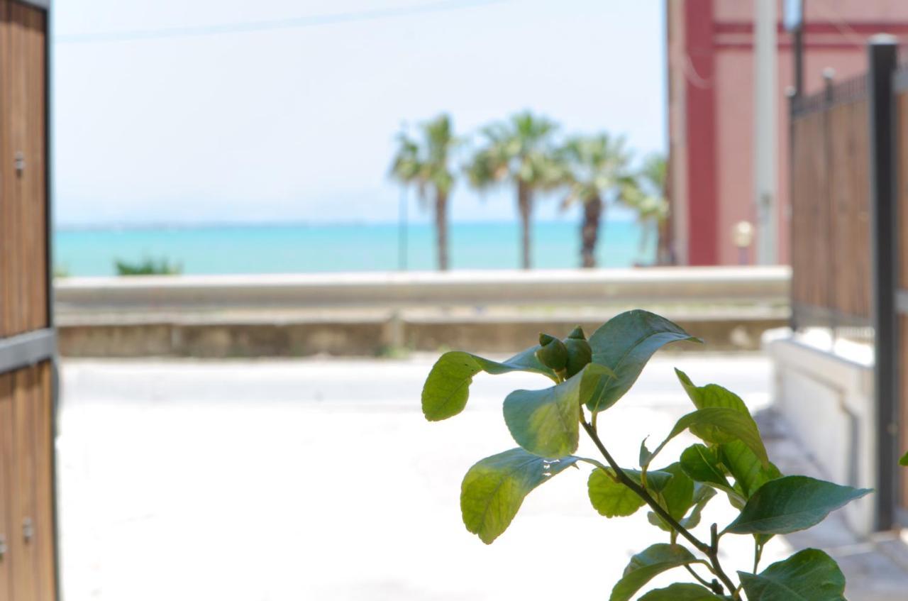 Guest House Del Lido ปอร์โต เอมเปโดเกล ภายนอก รูปภาพ